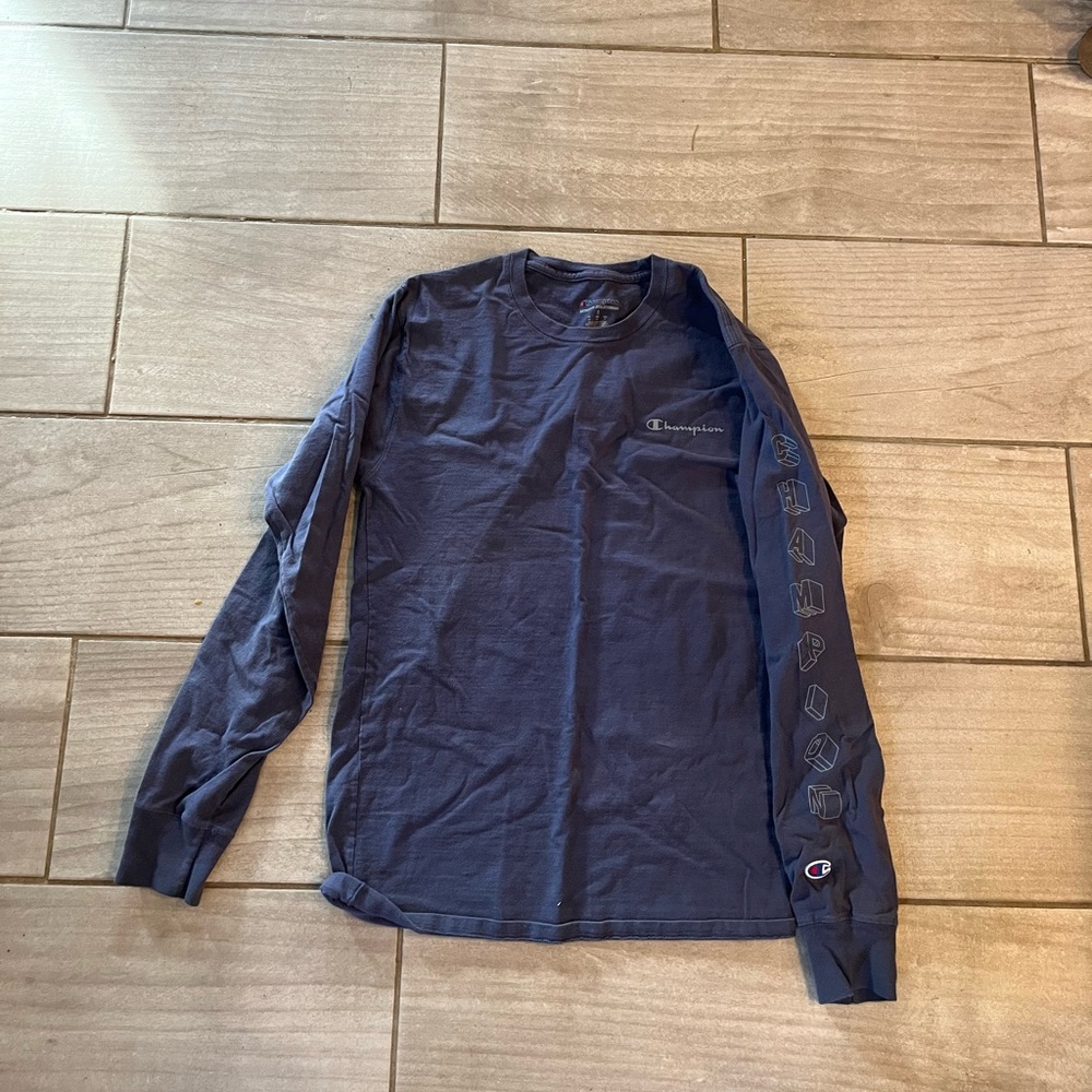 Long sleeve champion shirt